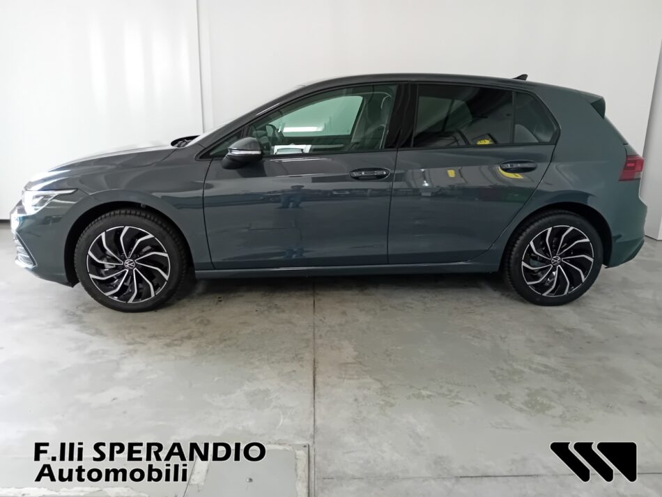 VOLKSWAGEN GOLF 8 RABBIT 1.0TSI 115 CV-Array