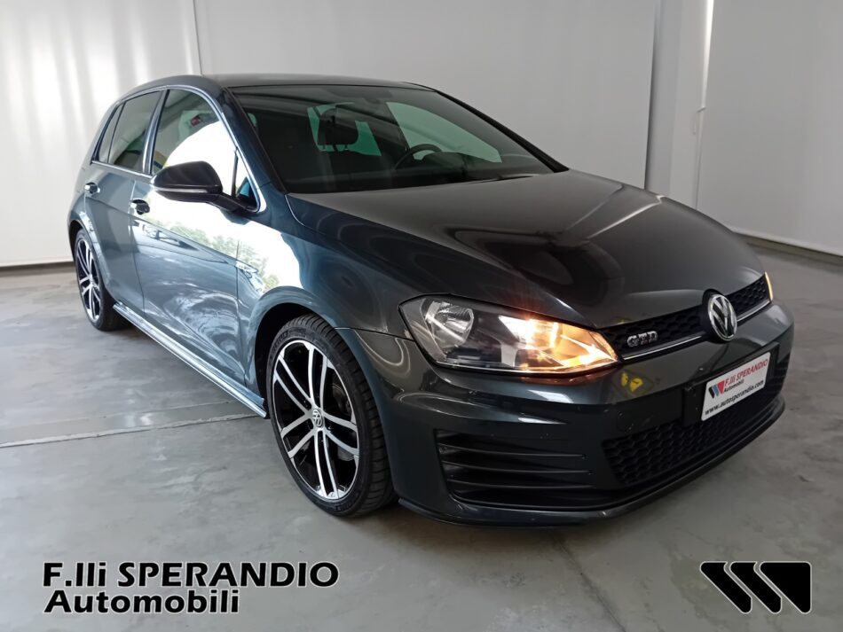 VOLKSWAGEN GOLF GTD 2.0 TDI 5P. BLUEMOTION TECHNOLOGY-Array