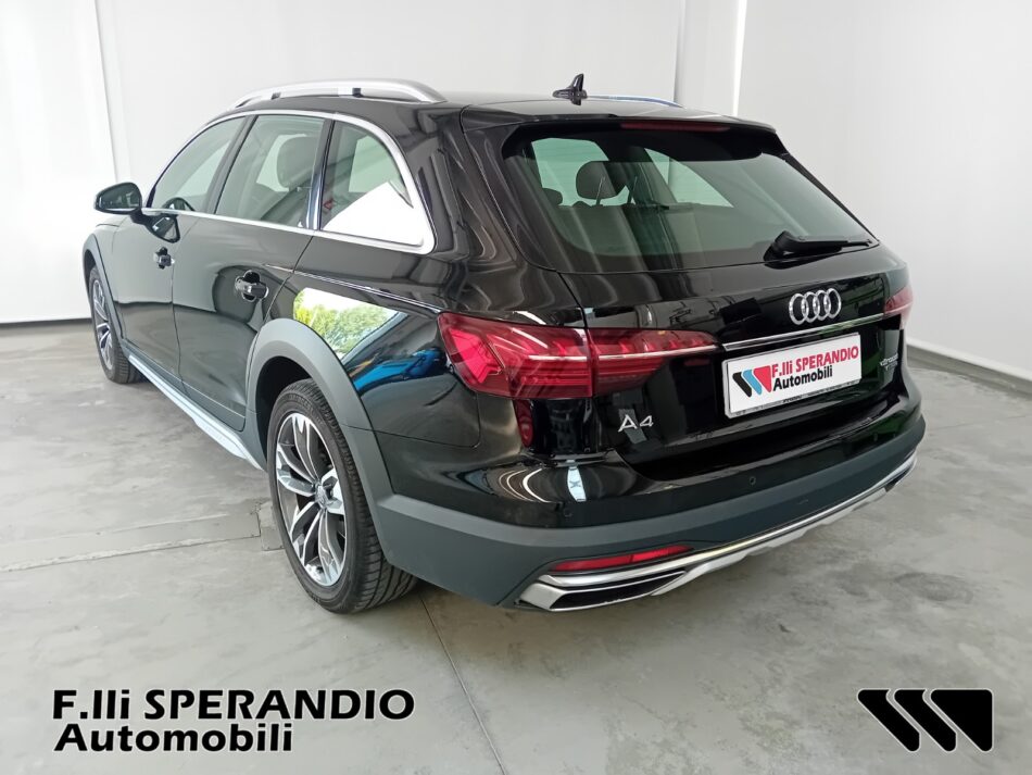 AUDI A4 ALLROAD QUATTRO BUSINESS EVOLUTION 40TDI 190CV S-TRONIC-Array