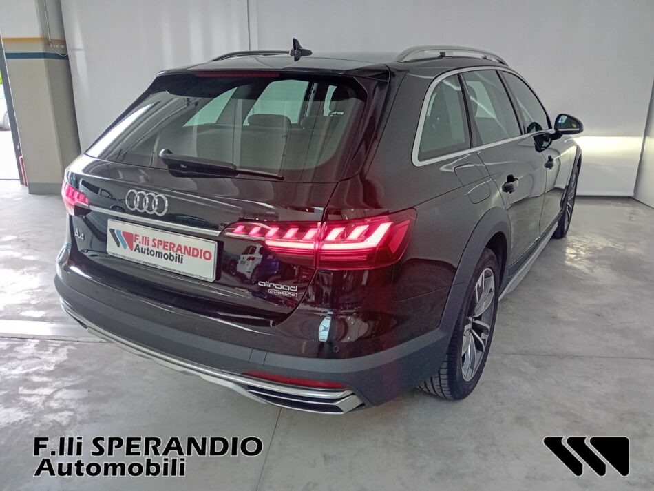 AUDI A4 ALLROAD QUATTRO BUSINESS EVOLUTION 40TDI 190CV S-TRONIC-Array