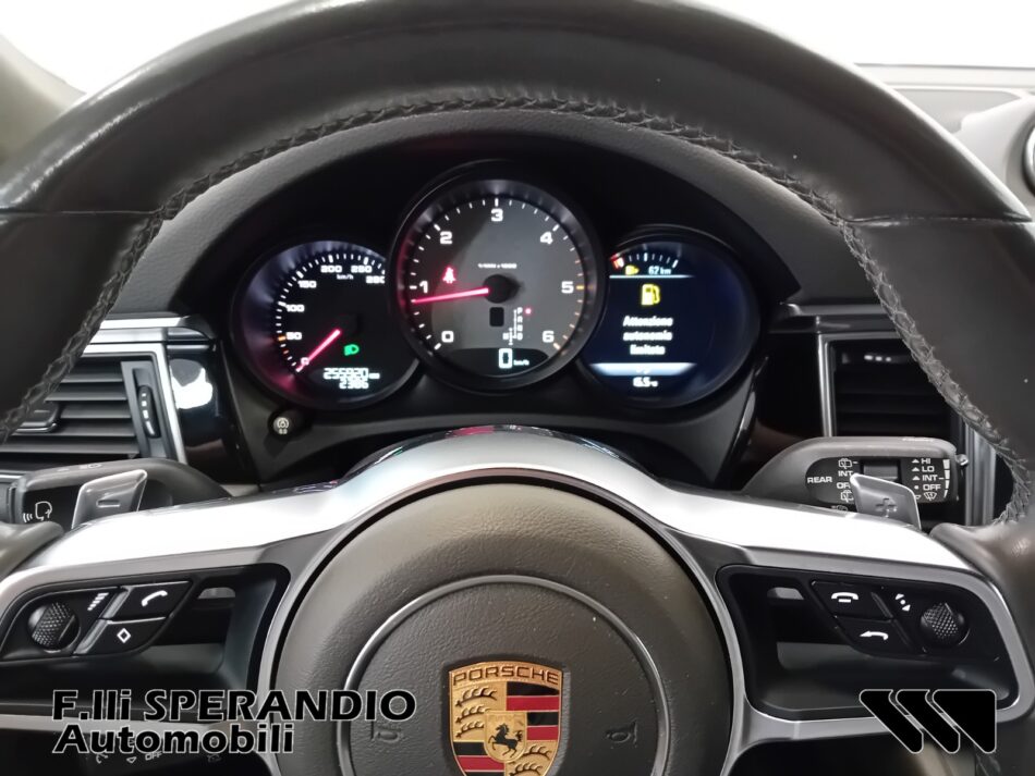 PORSCHE MACAN 3.0 S DIESEL-Array