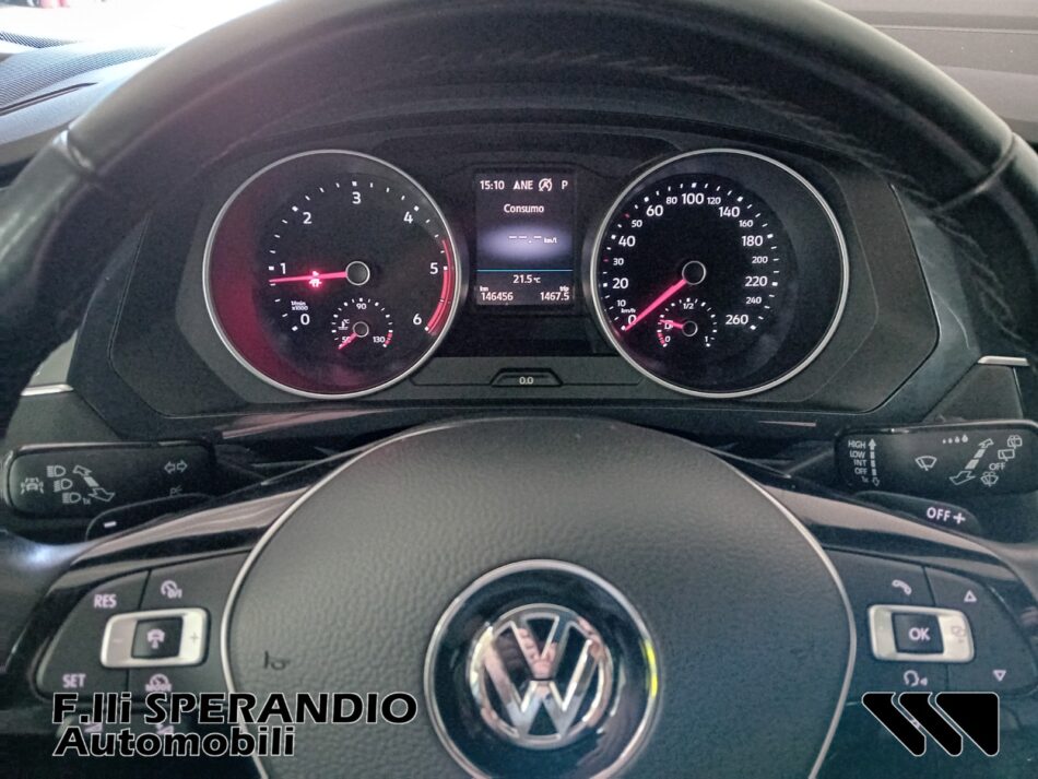 VOLKSWAGEN TIGUAN 2.0TDI DSG SPORT BLUEMOTION TECHNOLOGY-Array