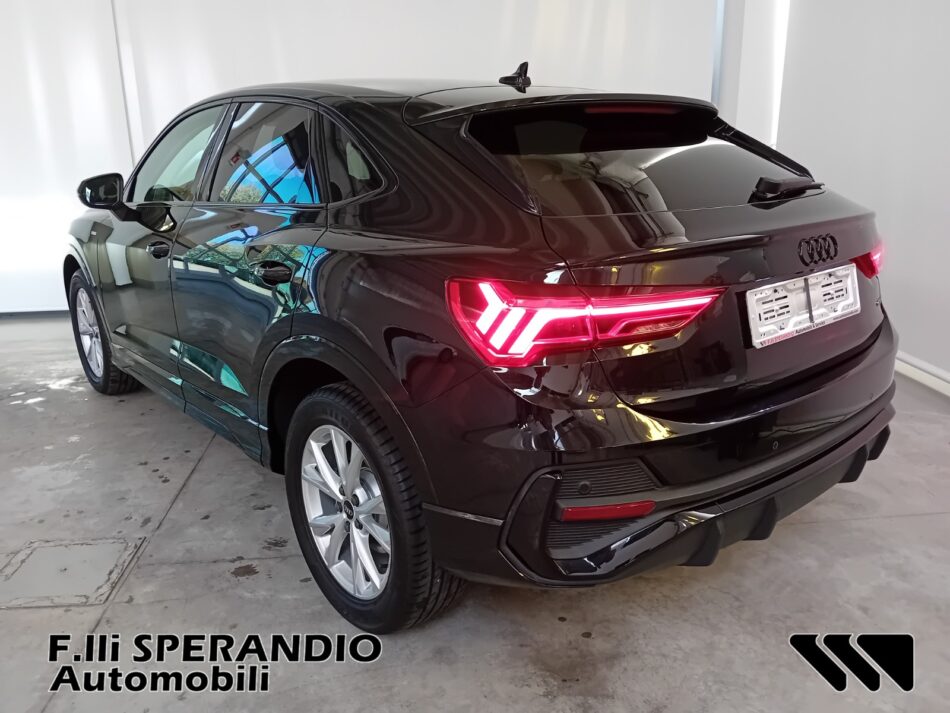 AUDI Q3 SPORTABCK 35TDI S-TRONIC QUATTRO S-LINE-Array