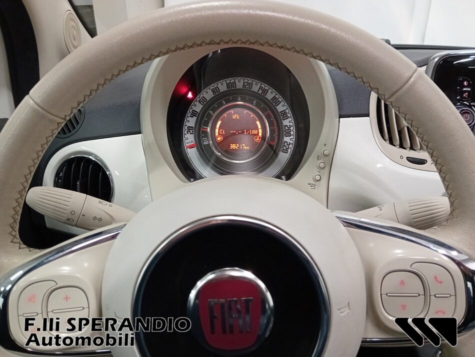 FIAT 500C 1.2 LOUNGE-Array